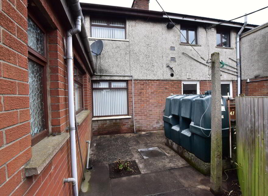 4 Windsor Avenue, Lisburn, BT28 1EE