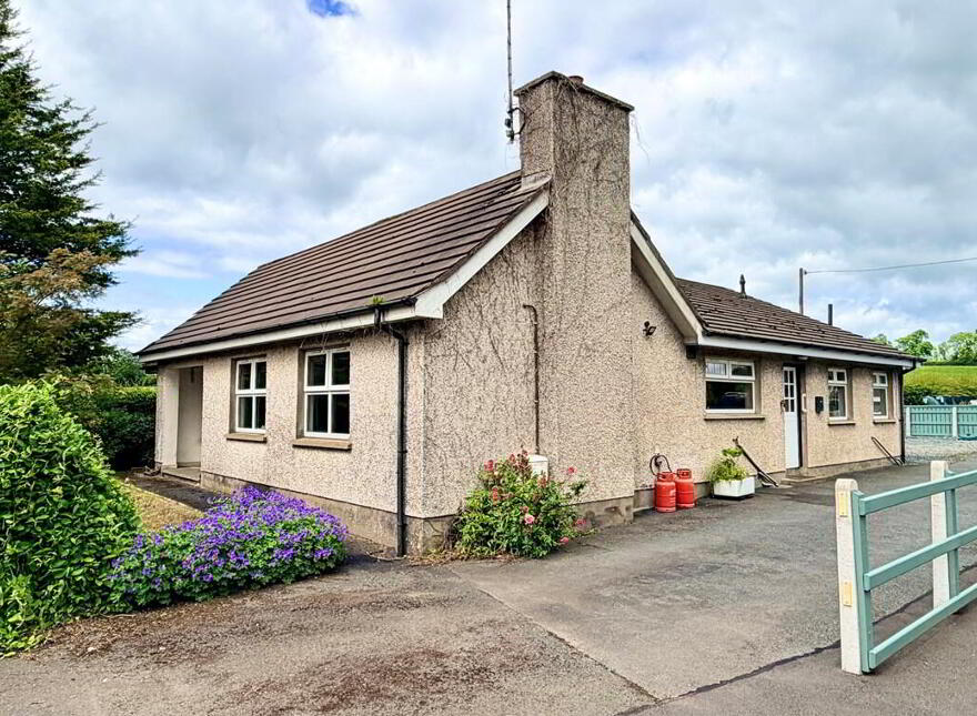 140 Armagh Road, Portadown, BT62 4EW