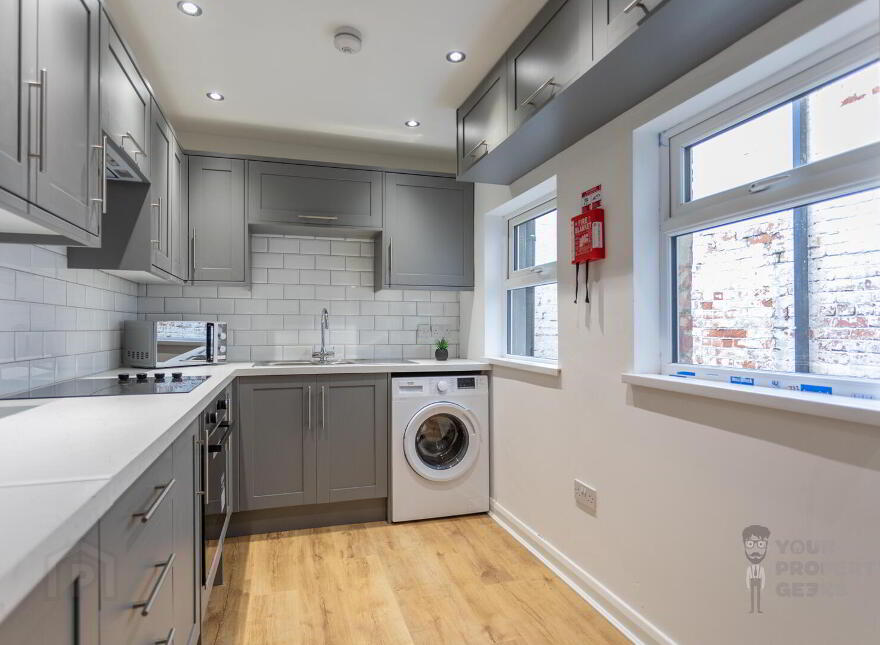 Room 3, 787 Crumlin Road, Belfast, BT14 8AA