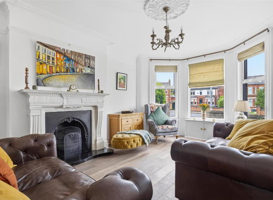 376 Cregagh Road, Upper Knockbreda, Belfast, BT6 9EY