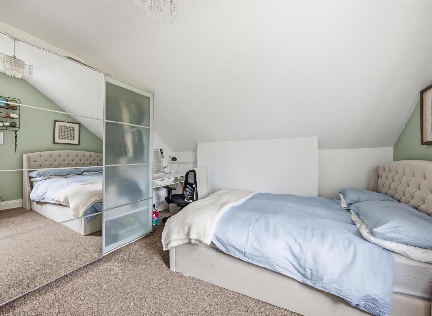376 Cregagh Road, Upper Knockbreda, Belfast, BT6 9EY