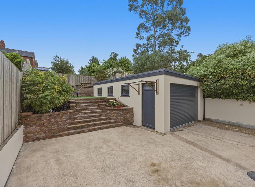 376 Cregagh Road, Upper Knockbreda, Belfast, BT6 9EY