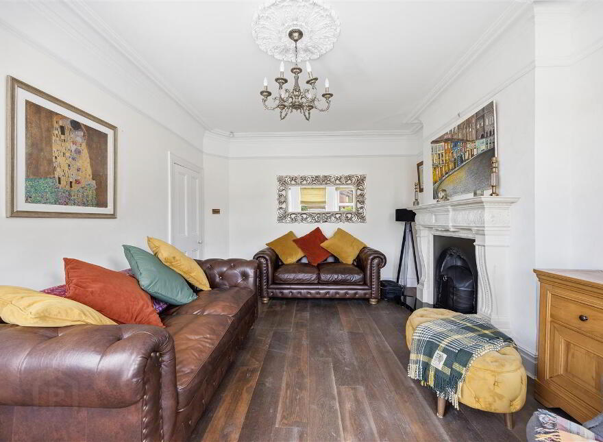 376 Cregagh Road, Upper Knockbreda, Belfast, BT6 9EY