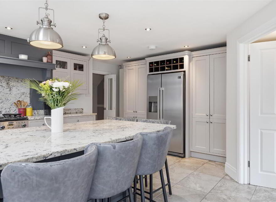 376 Cregagh Road, Upper Knockbreda, Belfast, BT6 9EY