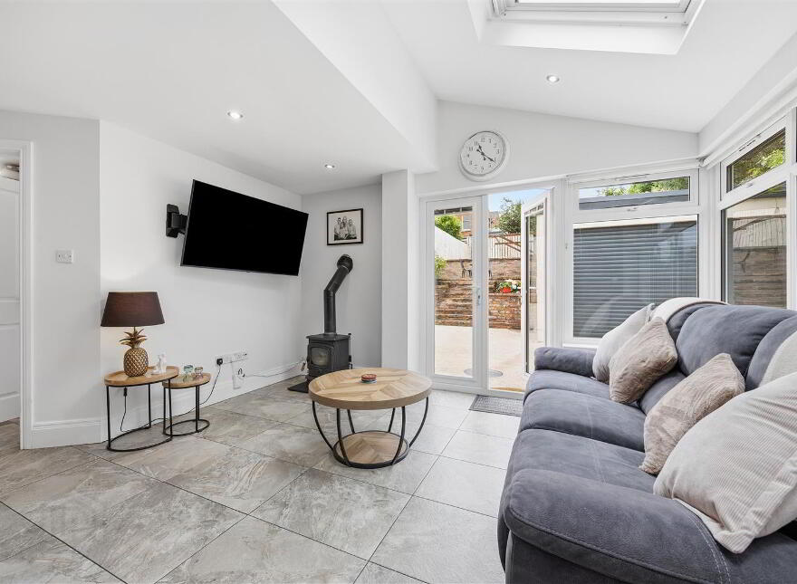 376 Cregagh Road, Upper Knockbreda, Belfast, BT6 9EY