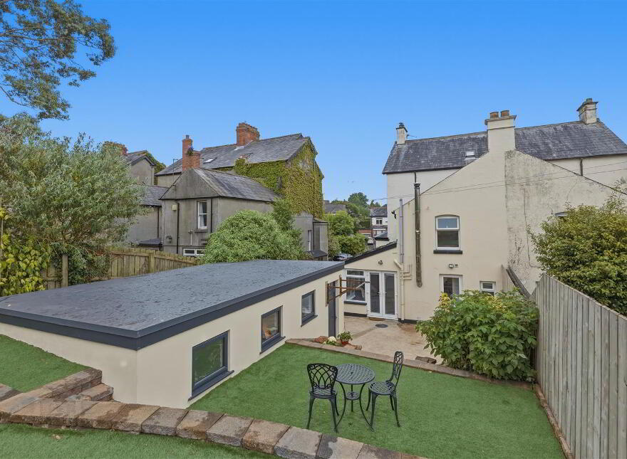376 Cregagh Road, Upper Knockbreda, Belfast, BT6 9EY