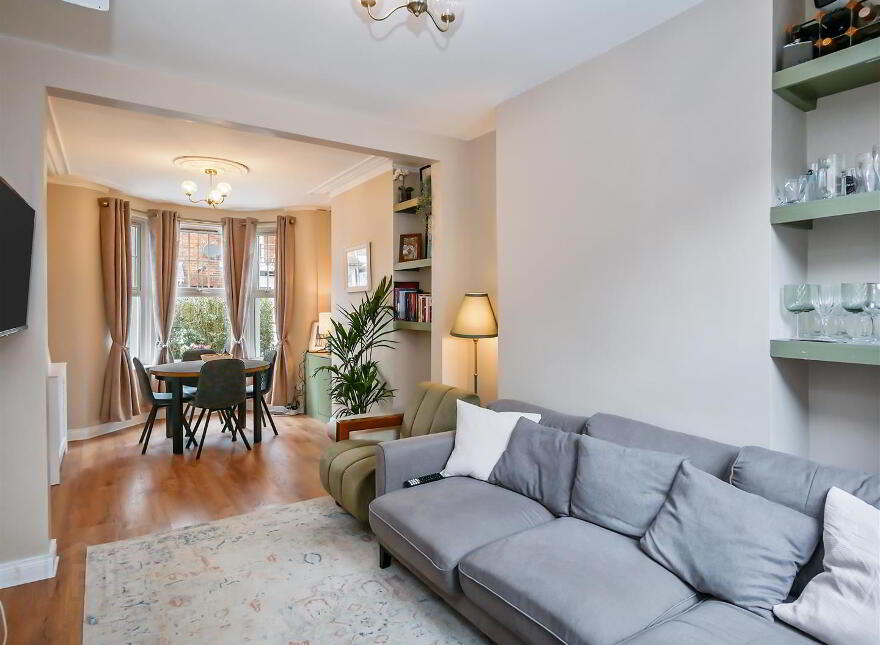 18 Titania Street, Cregagh Road, Belfast, BT6 8NT