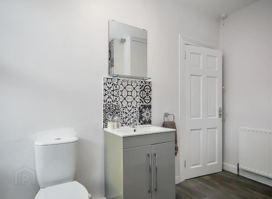 18 Titania Street, Cregagh Road, Belfast, BT6 8NT