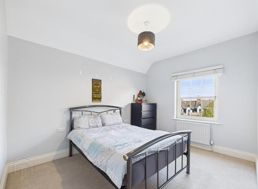 6 Bracken Hill Terrace, Ballymaconaghy Road, Belfast, BT8 6ZT
