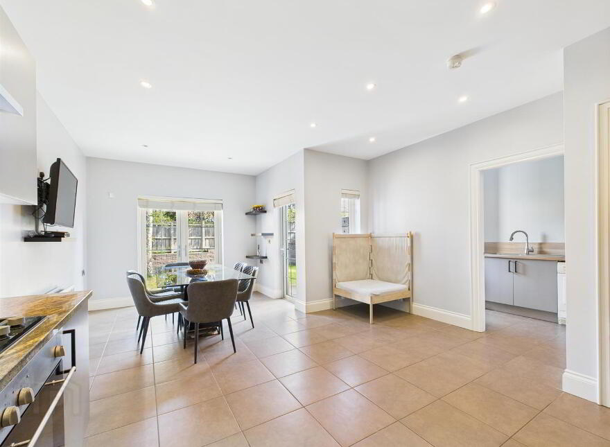 6 Bracken Hill Terrace, Ballymaconaghy Road, Belfast, BT8 6ZT