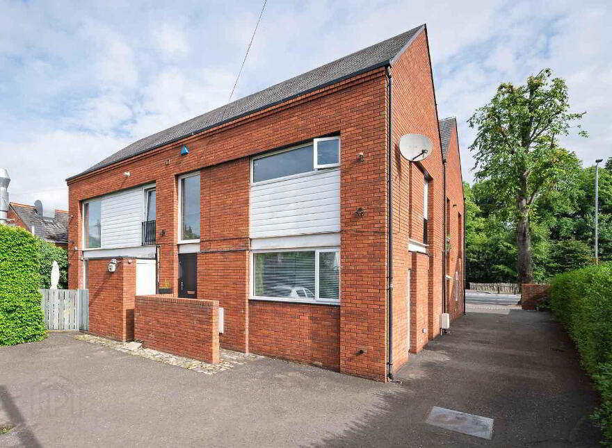 3 Cabin Hill Close, 483 Upper Newtownards Road, Belfast, BT4 3LL