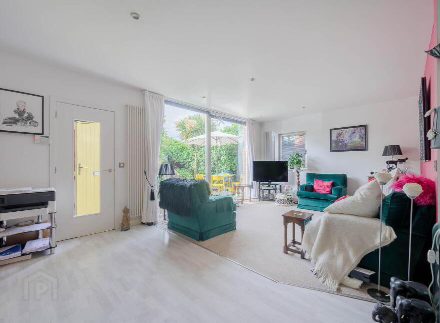 3 Cabin Hill Close, 483 Upper Newtownards Road, Belfast, BT4 3LL