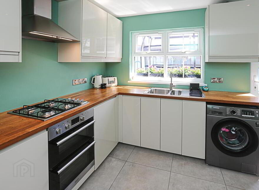 9 Glastry Court, Bangor, BT19 1WH