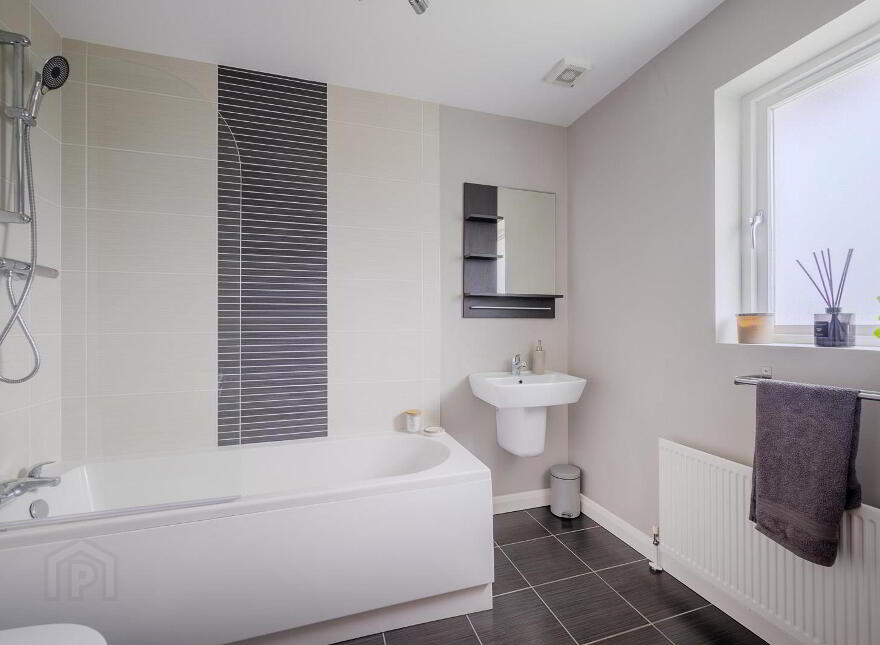 19 Shaftesbury Park, Bangor, BT20 3GE