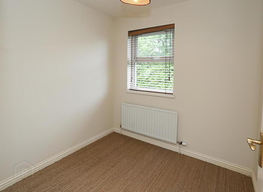 Apt 4, 24 Croft Road, Holywood, BT18 0PB