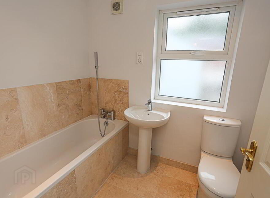 Apt 4, 24 Croft Road, Holywood, BT18 0PB