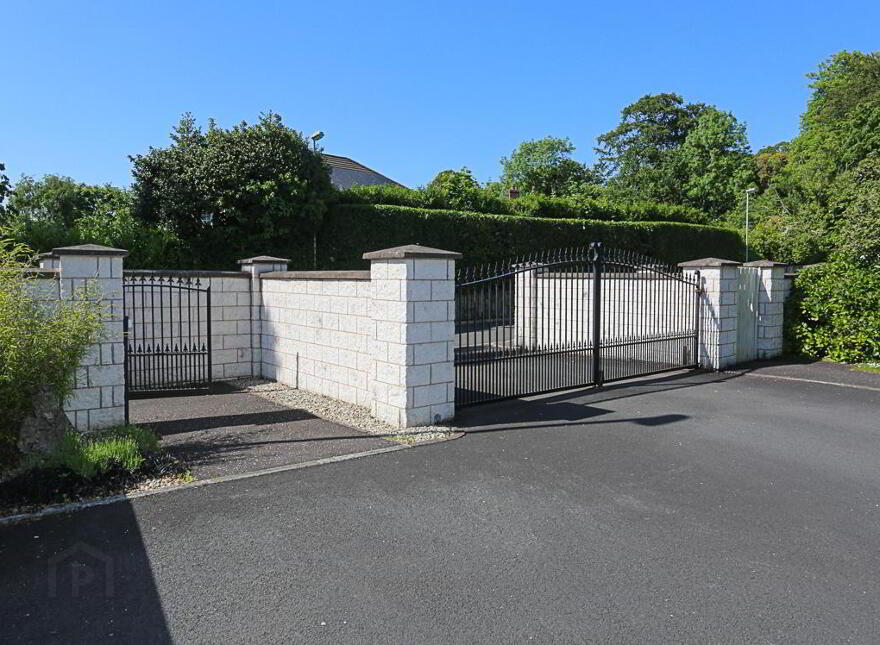 Apt 4, 24 Croft Road, Holywood, BT18 0PB