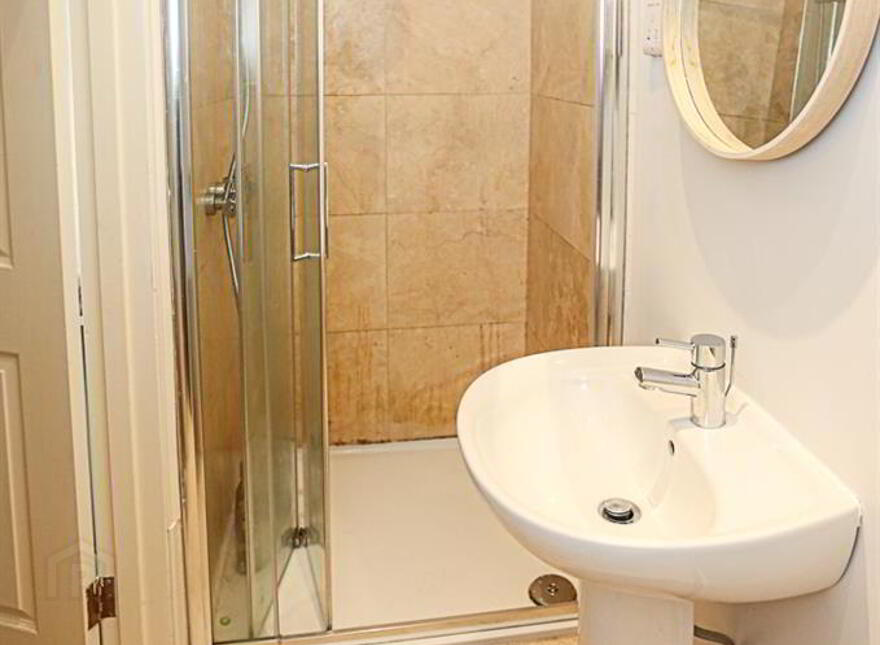 Apt 4, 24 Croft Road, Holywood, BT18 0PB