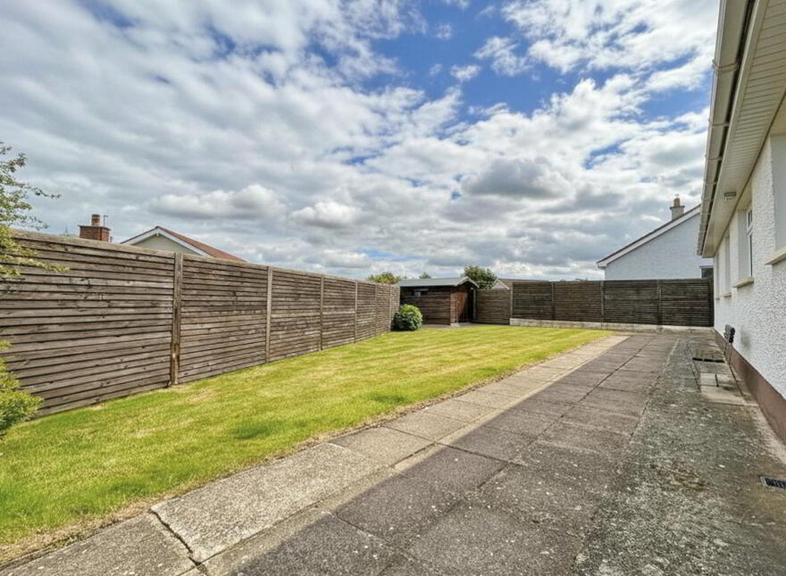15 Caldwell Park, Portrush, BT56 8PJ