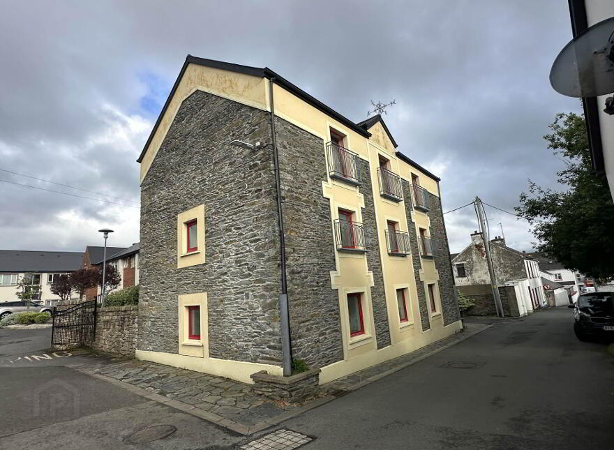 The Cornstore Building, Bath Terrace Lane, Moville, F93V402