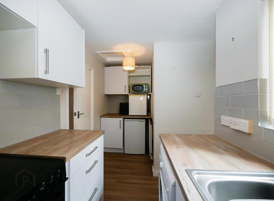 49 Ardenvohr Street, Woodstock Road, Belfast, BT6 8NB