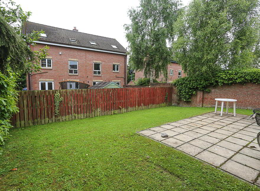 9 Barnetts Chase, Belfast, BT5 7BF