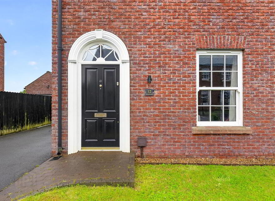 12 Breton Avenue, Lisburn, BT28 3XZ