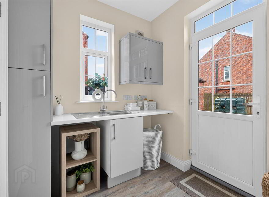 12 Breton Avenue, Lisburn, BT28 3XZ
