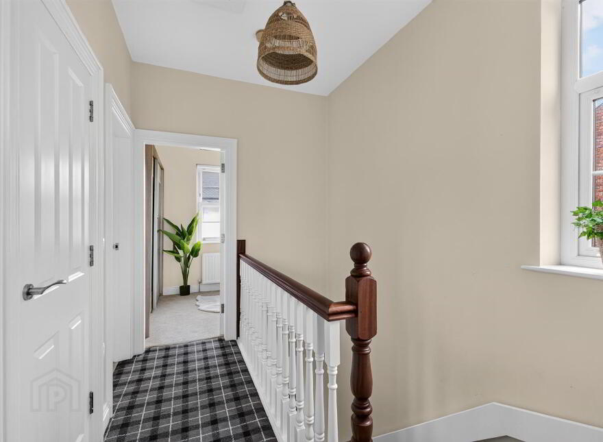 12 Breton Avenue, Lisburn, BT28 3XZ
