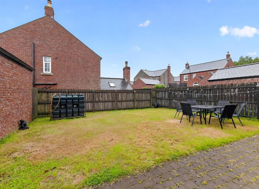 12 Breton Avenue, Lisburn, BT28 3XZ