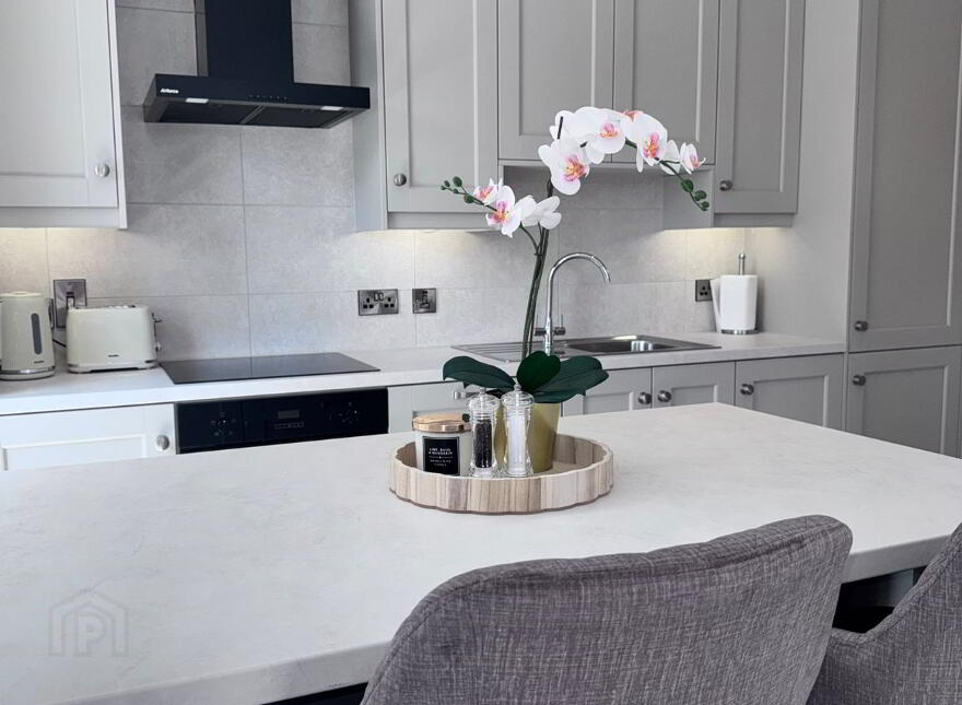 Apartments, 50 High Street, Portadown, BT62 1HY