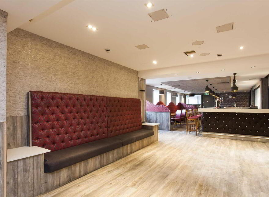 1-3 Court Square, Newtownards, BT23 7NZ