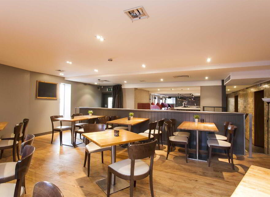 1-3 Court Square, Newtownards, BT23 7NZ