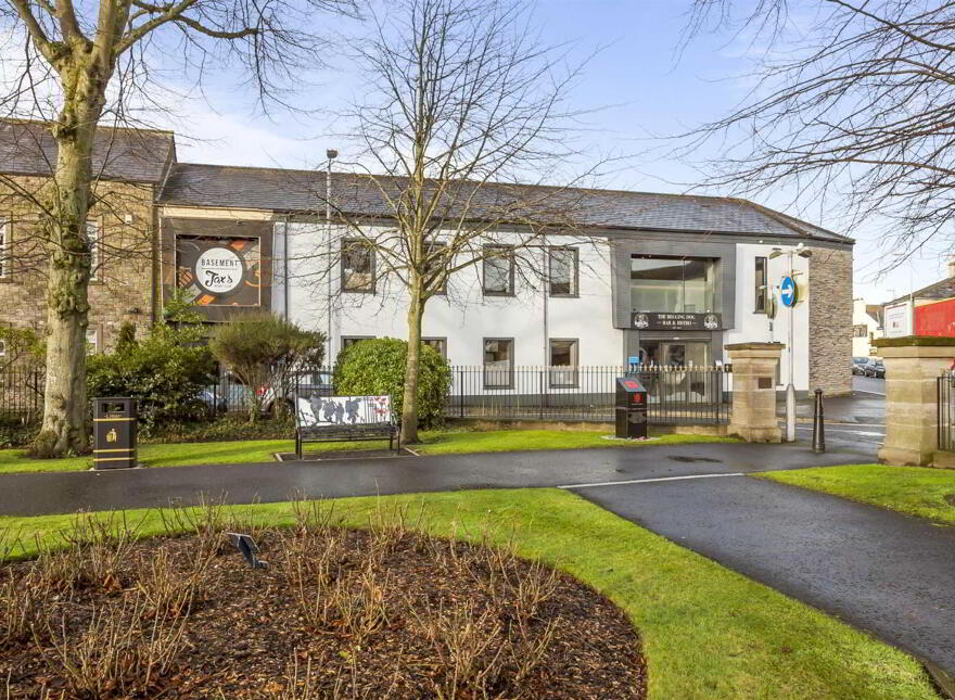 1-3 Court Square, Newtownards, BT23 7NZ