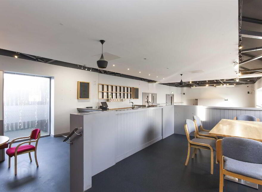 1-3 Court Square, Newtownards, BT23 7NZ