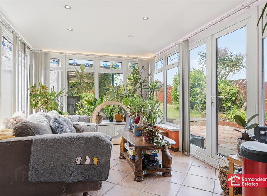 4 Regent Avenue, Carrickfergus, BT38 7TY