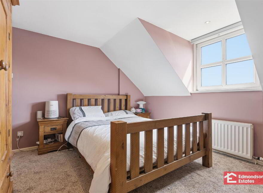4 Regent Avenue, Carrickfergus, BT38 7TY
