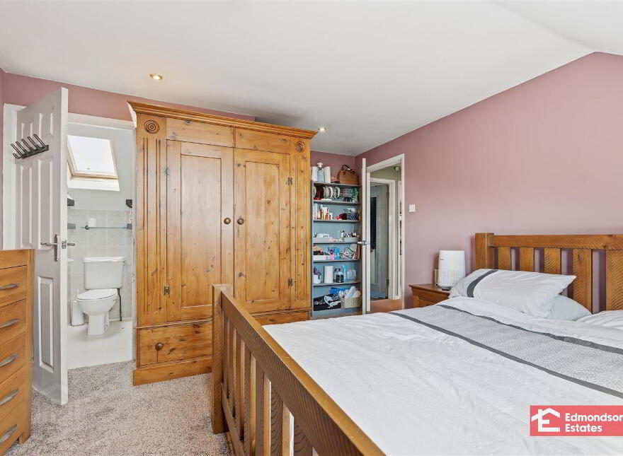 4 Regent Avenue, Carrickfergus, BT38 7TY