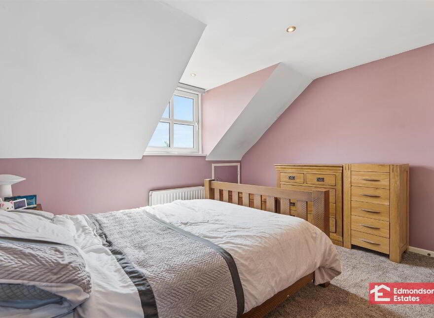 4 Regent Avenue, Carrickfergus, BT38 7TY