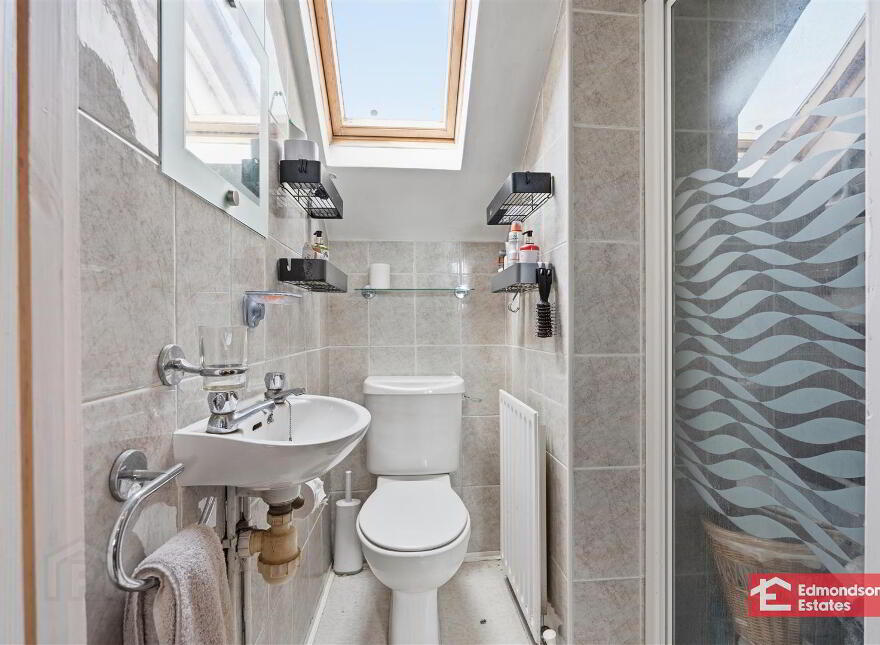 4 Regent Avenue, Carrickfergus, BT38 7TY