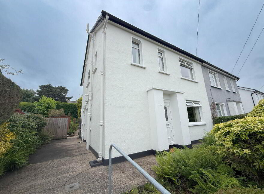 15 Downshire Park South, Cregagh, Belfast, BT6 9JN