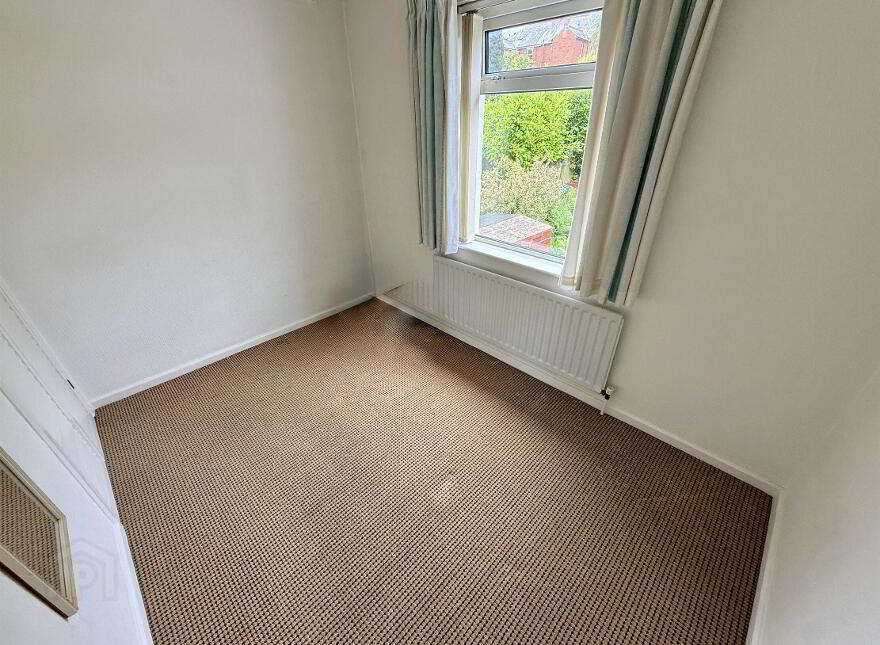 15 Downshire Park South, Cregagh, Belfast, BT6 9JN
