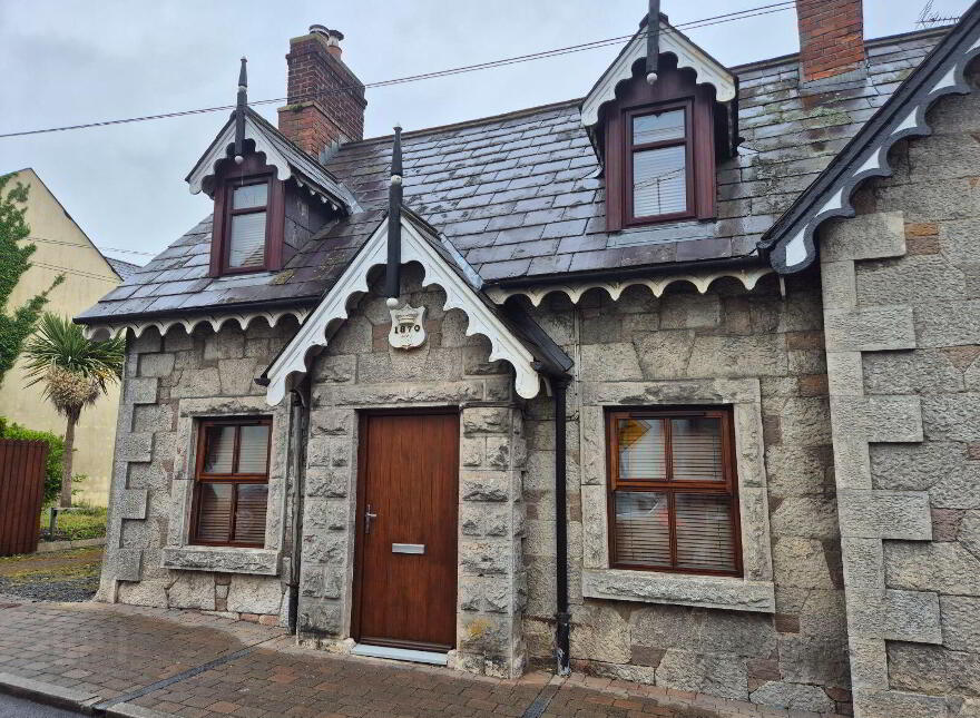 10 Saint Joseph's Terrace, Carrickmacross, A81CX22