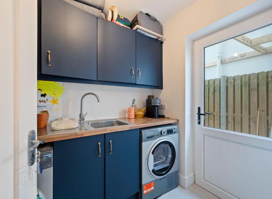 19 The Square, Elmbury, Carrigtwohill, T45C662