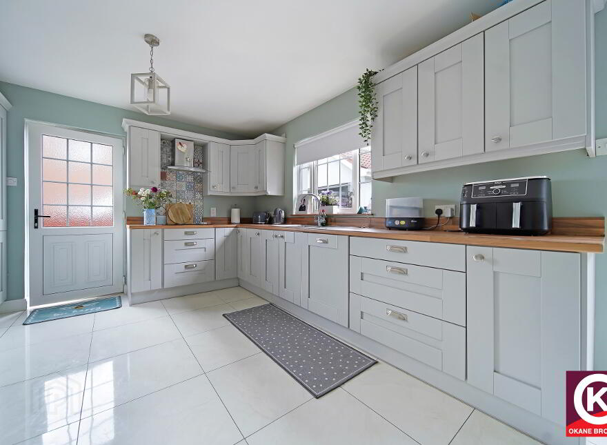 14 Pinefield Wood, Killyclogher, Omagh, BT79 7YH