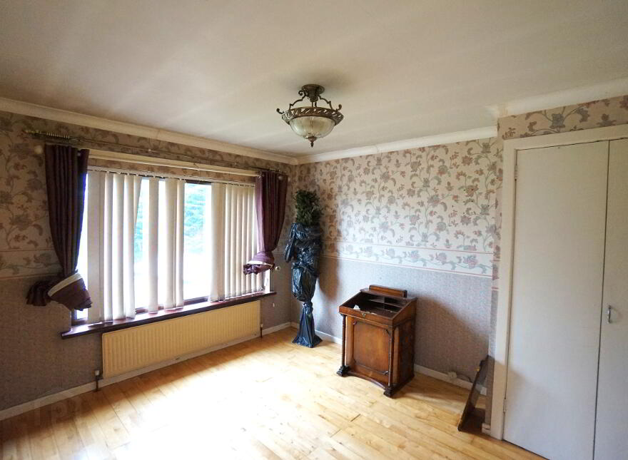 15 Beechfield Park, Lisburn, BT28 1JE