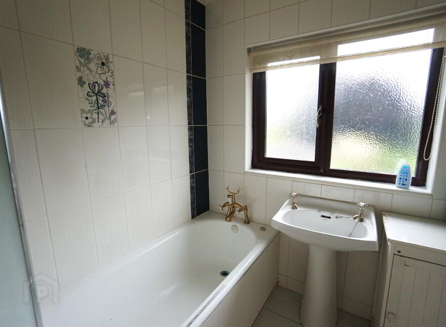15 Beechfield Park, Lisburn, BT28 1JE