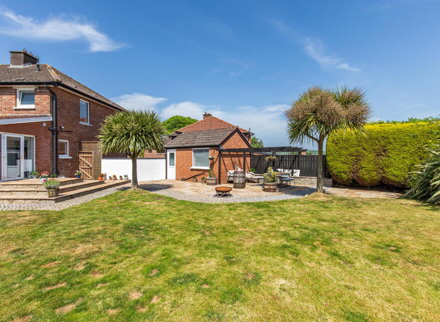 9 Wanstead Crescent, Dundonald, Belfast, BT16 2EN