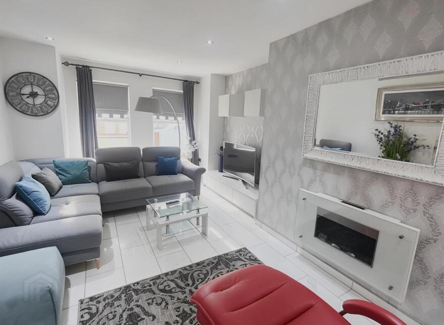13 Wolfhill Manor, Belfast, BT14 8DE