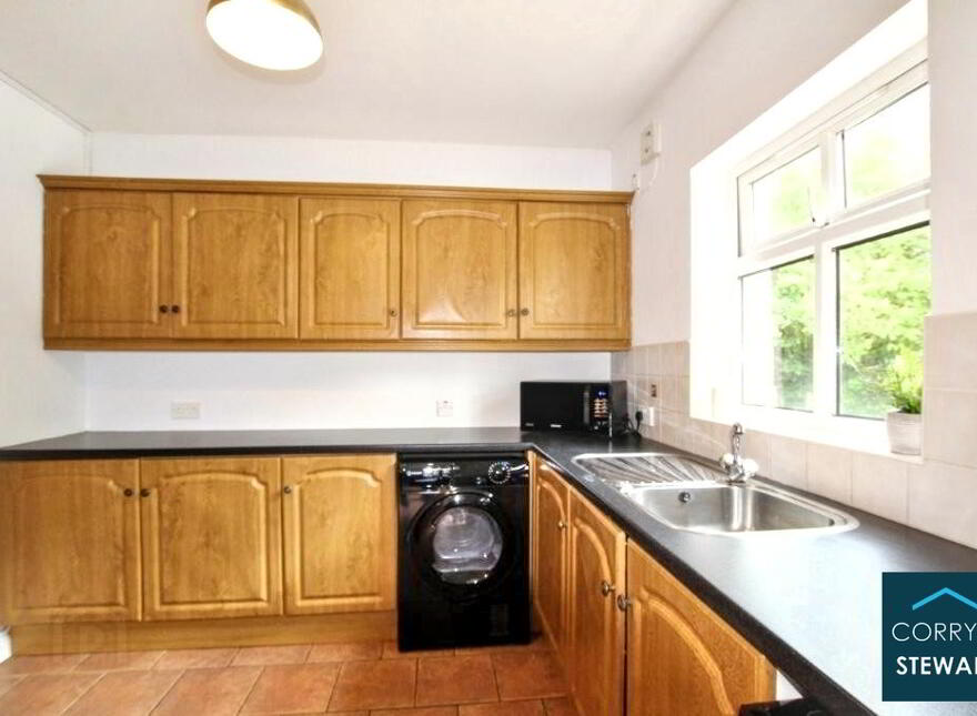 68 Seskinore Road, Omagh, BT78 1RW